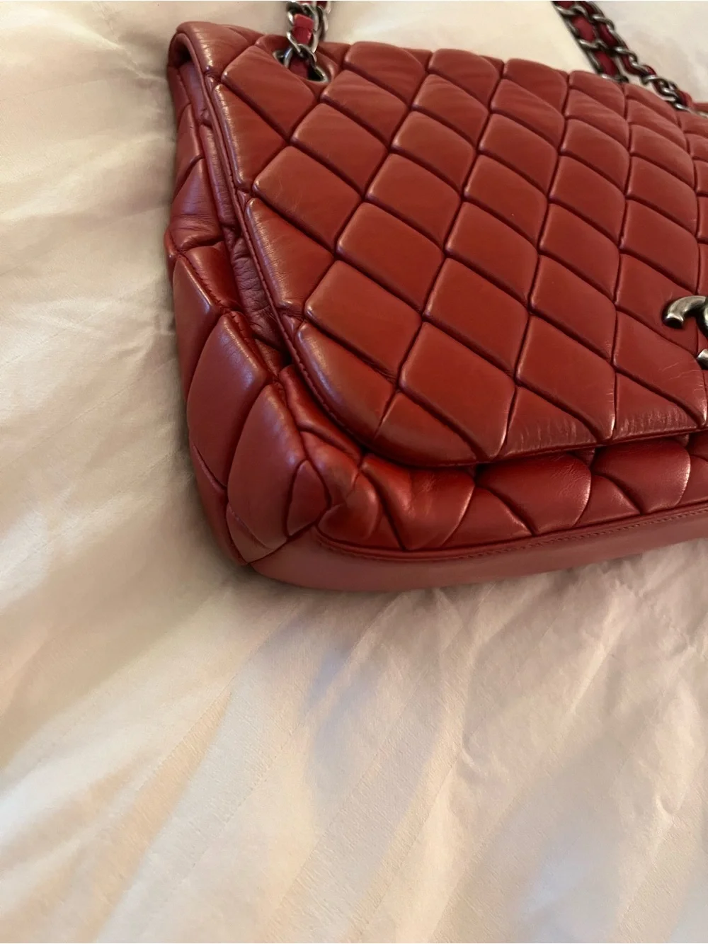CHANEL Red flap bag